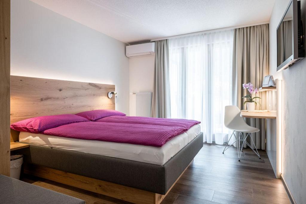 Hotel Zur Traube Brigerbad المظهر الخارجي الصورة