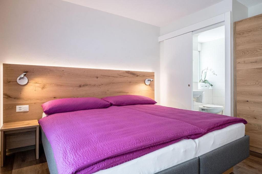 Hotel Zur Traube Brigerbad المظهر الخارجي الصورة