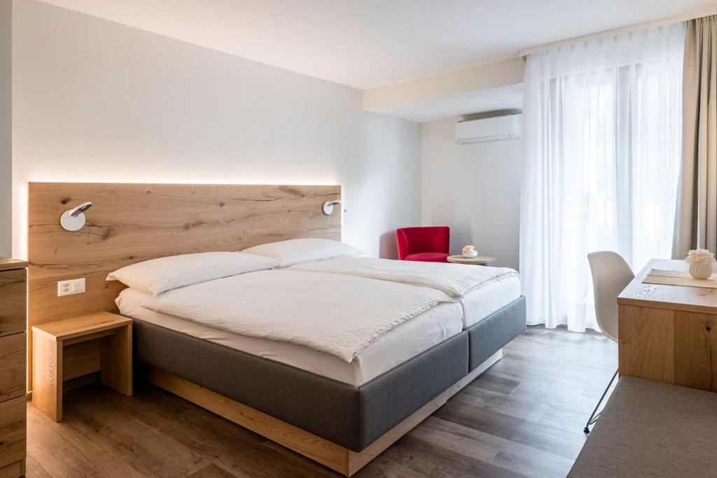 Hotel Zur Traube Brigerbad المظهر الخارجي الصورة